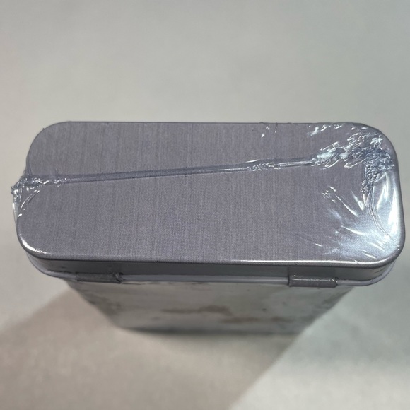 NWT Twilight - Eclipse tin of sterile adhesive bandages 24ct collectible - Picture 6 of 7